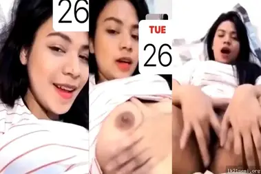 Skandal Dambie VCS Buka Paha Pamer Memek Basah